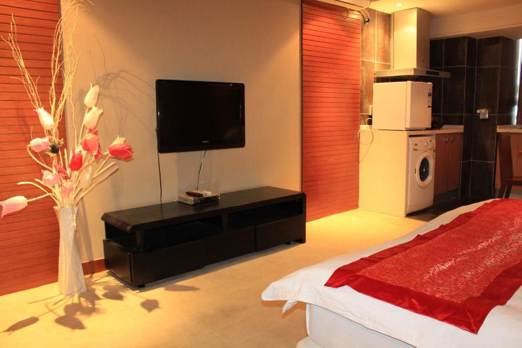 Chengdu Comma Apartment Hotel - Xinian Branch חדר תמונה